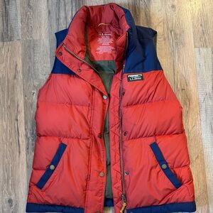 L.L. Bean XXS Orange and Navy Quilted Puffer Vest